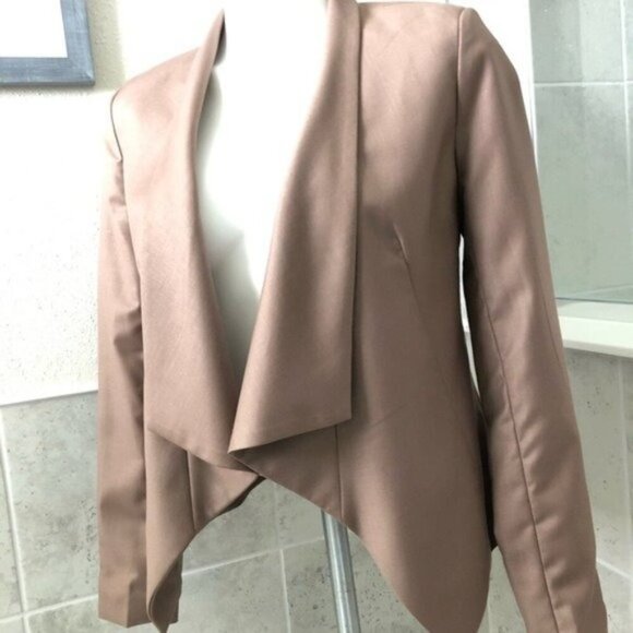 Paper Doll Women’s Draped Front Blazer Size S - Picture 9 of 15